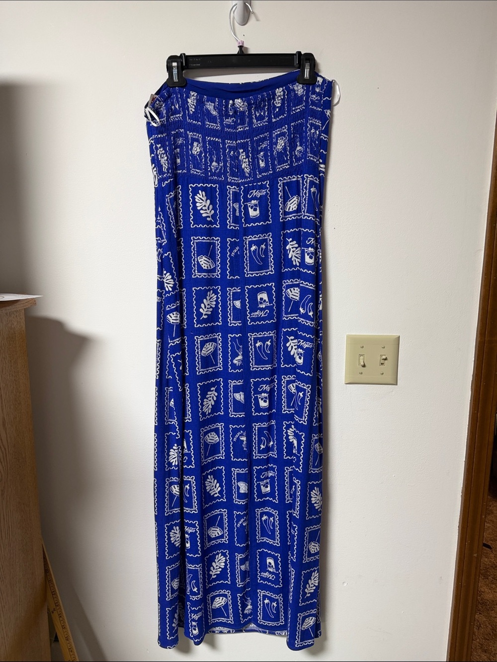 Women’s Blue Printed Maxi Dress - Picture 2 of 3